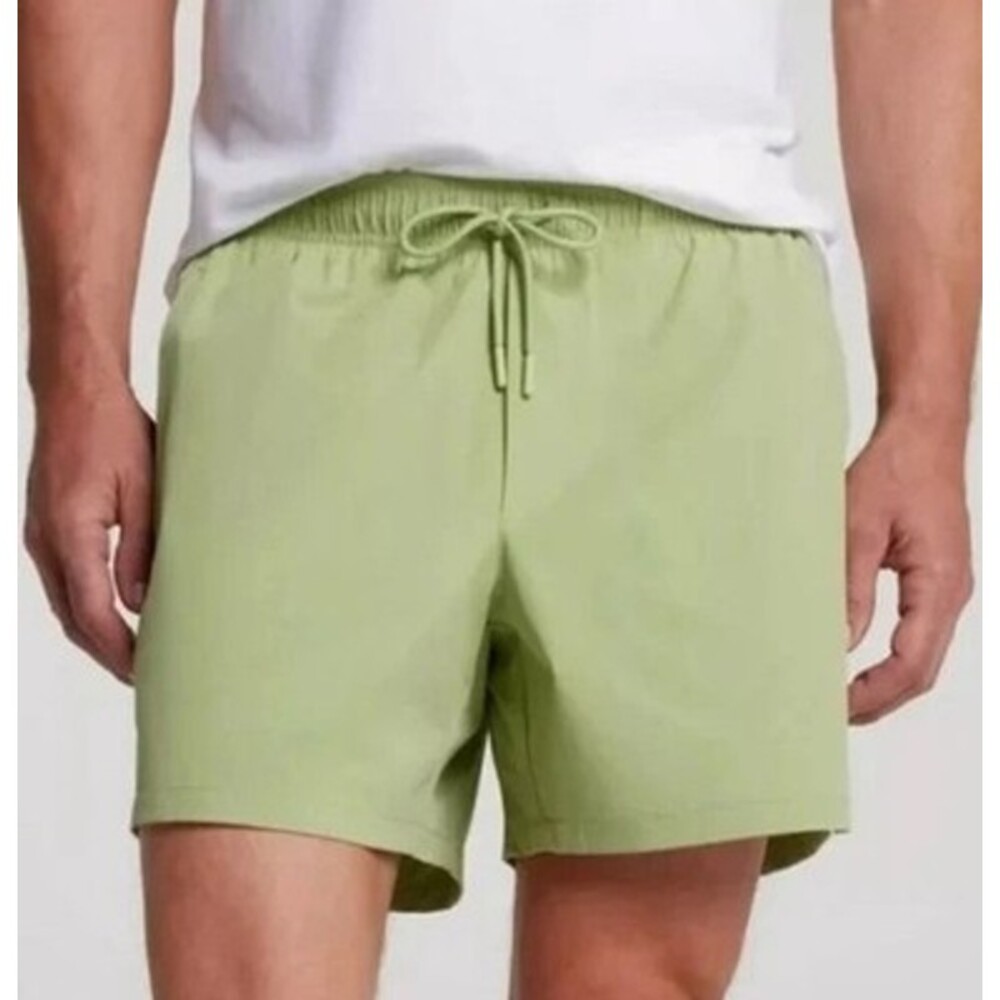 VRST 5'' Everyday Short Mens Sz Small UV 50+ Protection Green Seedling